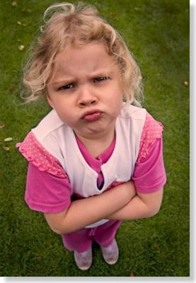 20090408104719-angry-little-girl-body-language.jpg
